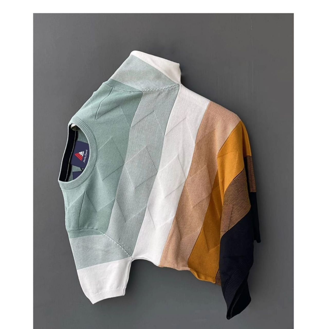 Modern Color-Block Knit T-Shirt